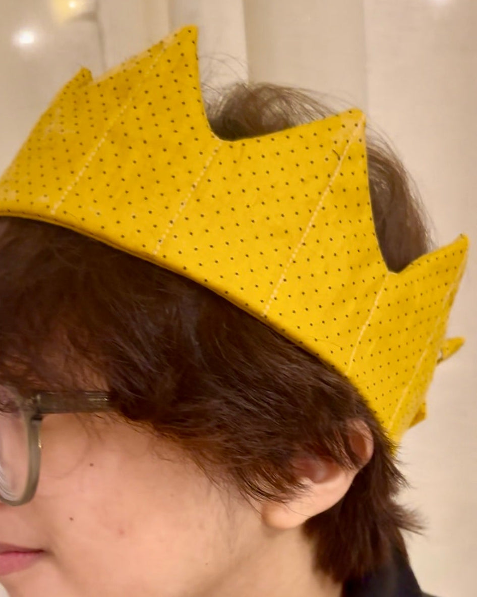 Fabric Crown | 12 Days of Christmas